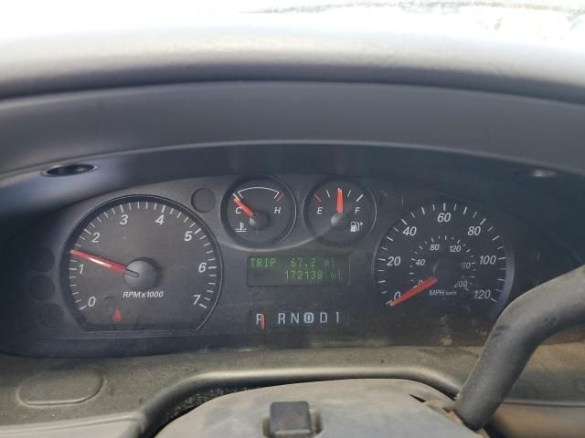 2004 Ford Taurus LX