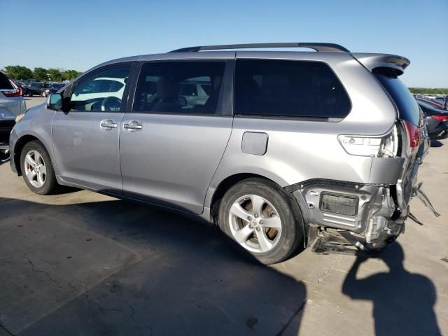 2011 Toyota Sienna LE