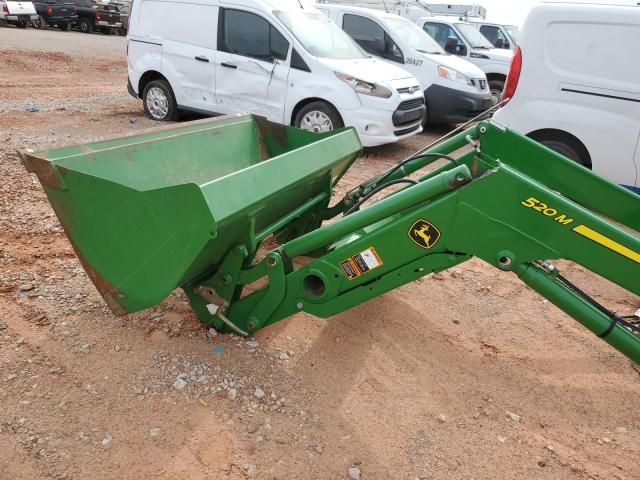 2022 John Deere 520M