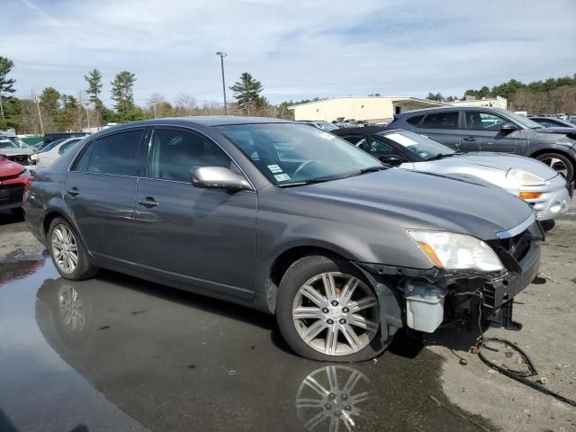 2005 Toyota Avalon XL