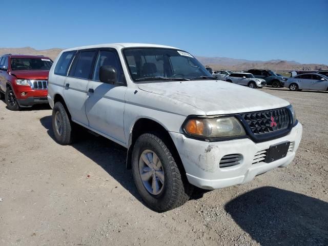 2000 Mitsubishi Montero Sport ES