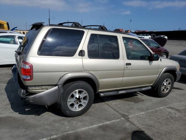 2000 Nissan Pathfinder LE