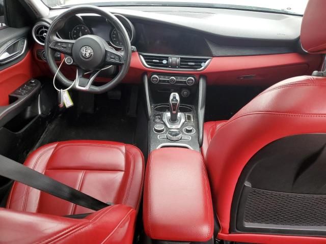 2021 Alfa Romeo Giulia Sport