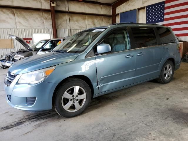 2009 Volkswagen Routan SE