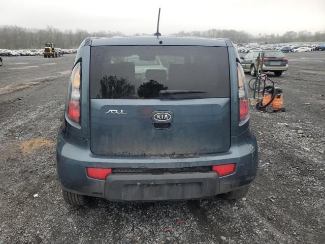 2011 KIA Soul +