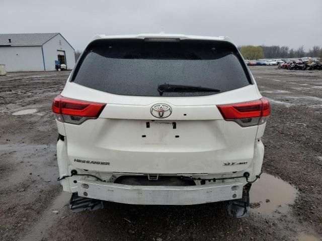 2018 Toyota Highlander SE