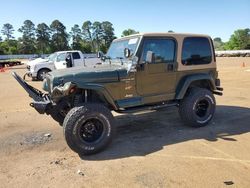 1997 Jeep Wrangler / TJ Sahara en venta en Longview, TX