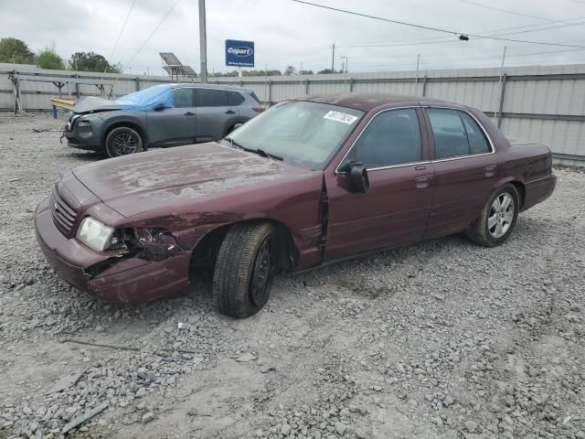 2005 Ford Crown Victoria LX