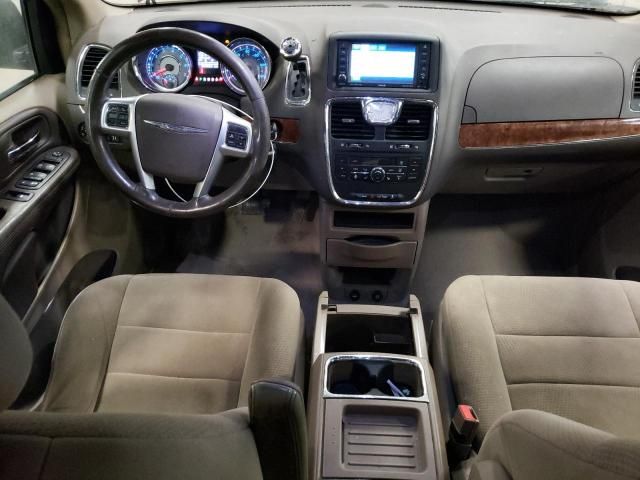 2011 Chrysler Town & Country Touring