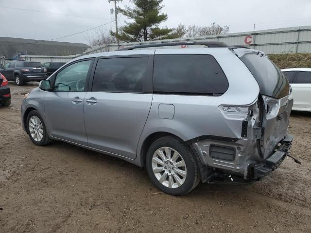 2013 Toyota Sienna XLE