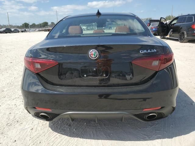 2018 Alfa Romeo Giulia