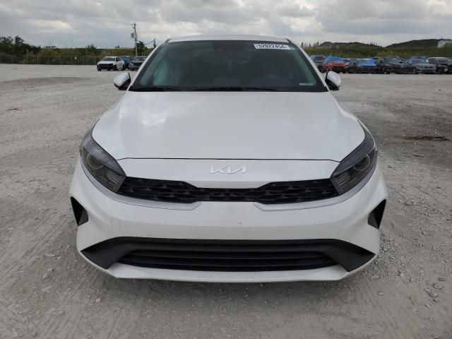 2022 KIA Forte FE