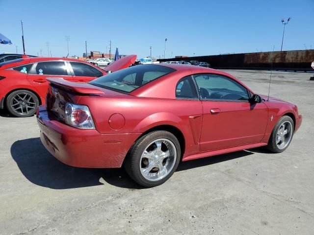 2000 Ford Mustang