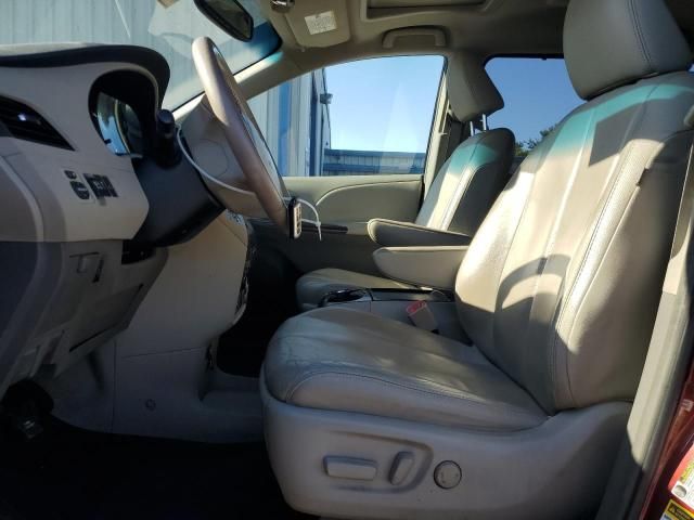 2011 Toyota Sienna XLE