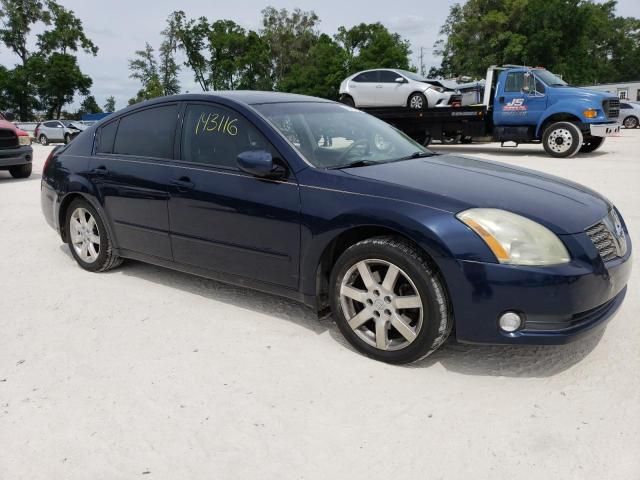 2004 Nissan Maxima SE