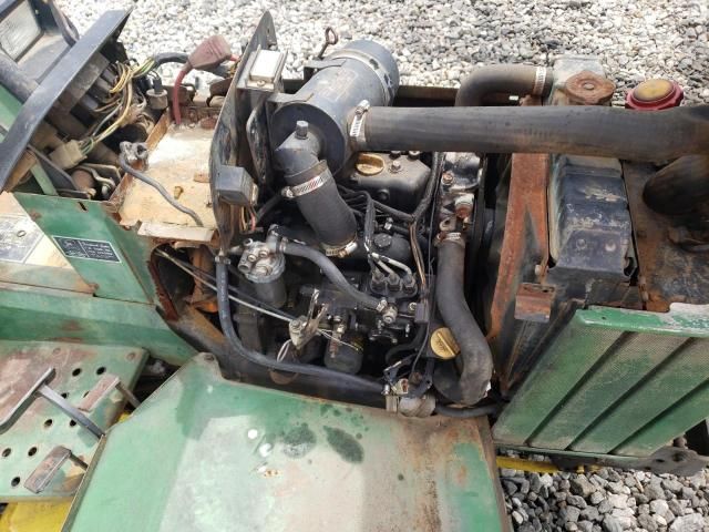 1988 John Deere Lawnmower