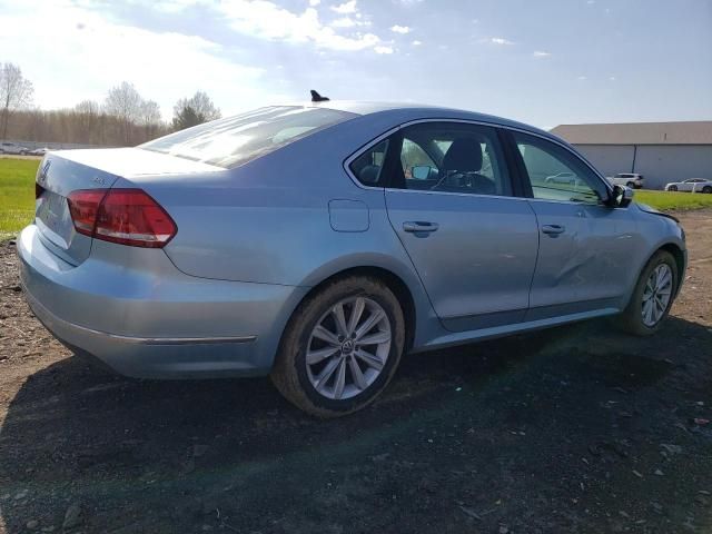 2013 Volkswagen Passat SEL