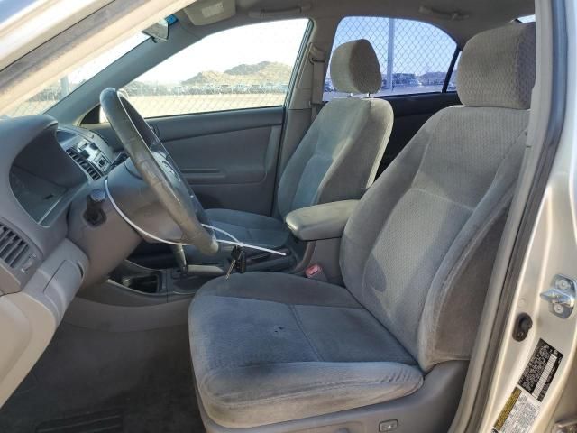 2004 Toyota Camry LE