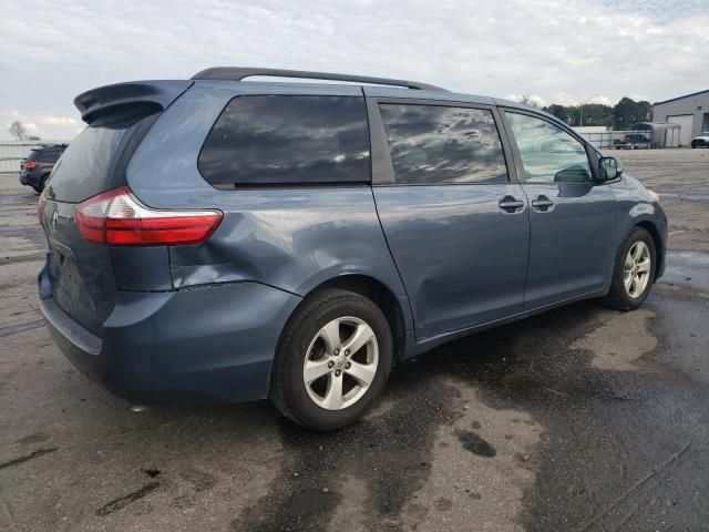 2015 Toyota Sienna LE