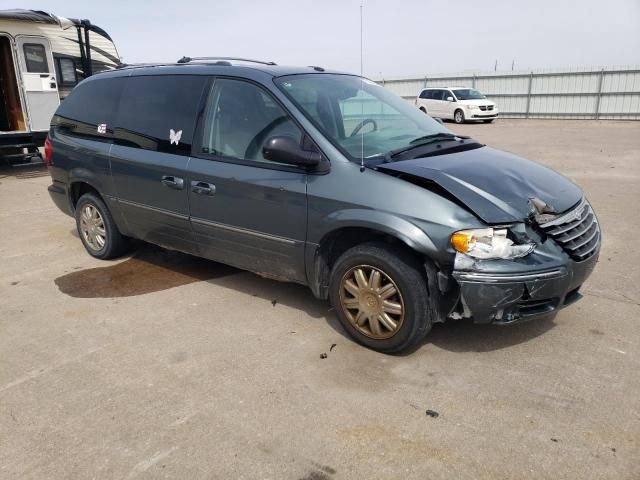 2006 Chrysler Town & Country Limited