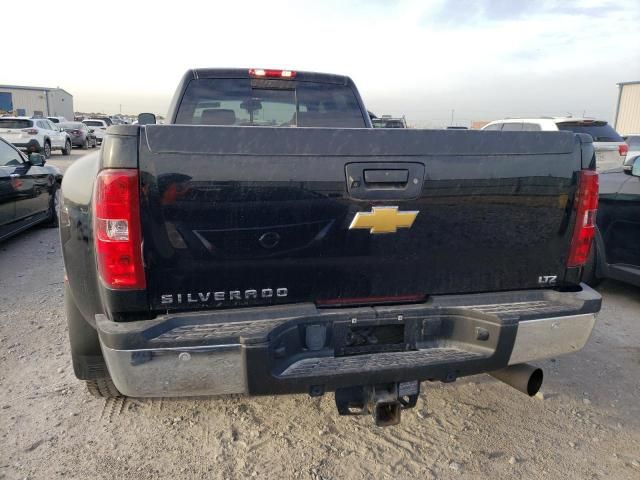 2014 Chevrolet Silverado K3500 LTZ