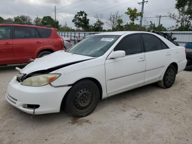 2004 Toyota Camry LE