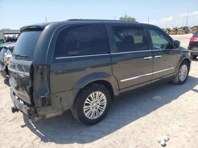 2012 Chrysler Town & Country Touring L