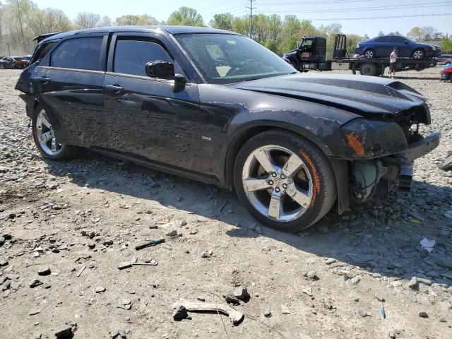 2005 Dodge Magnum R/T