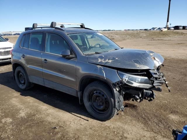 2015 Volkswagen Tiguan S