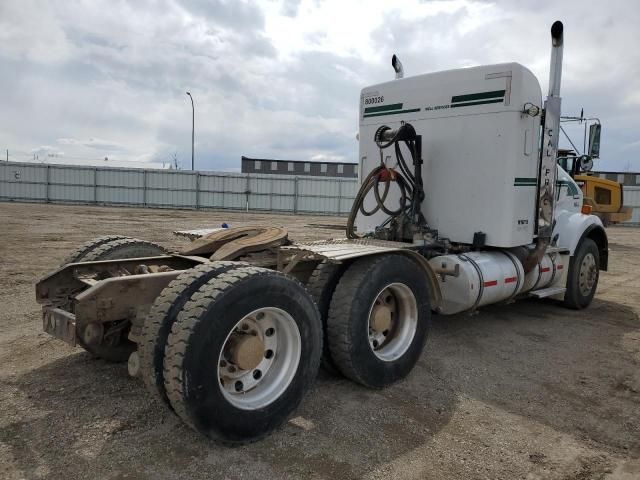 2000 Kenworth Construction T800