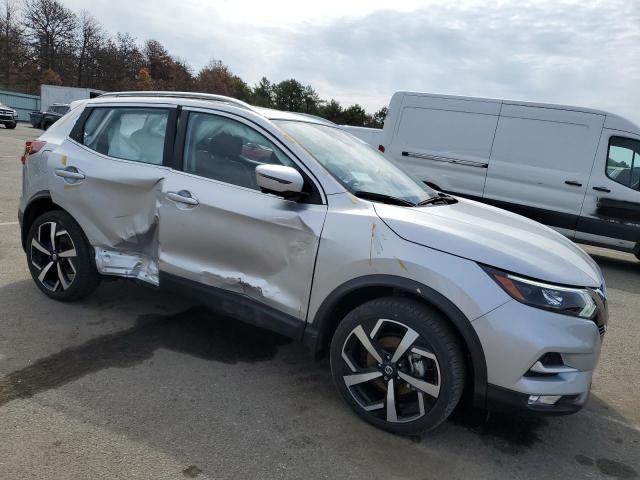 2022 Nissan Rogue Sport SL