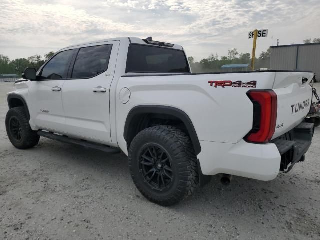 2022 Toyota Tundra Crewmax SR