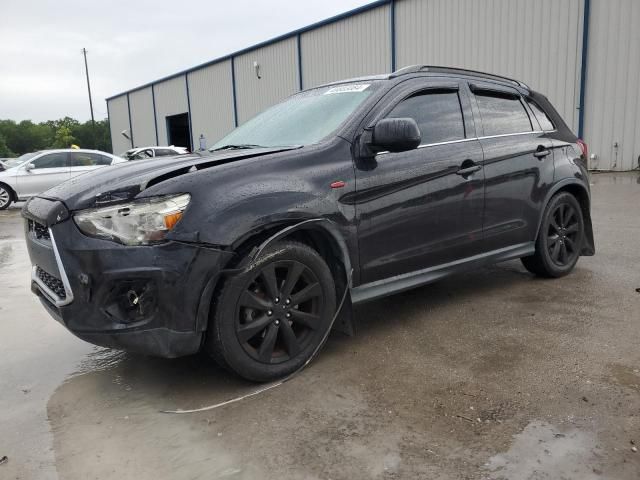 2013 Mitsubishi Outlander Sport LE