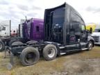 2017 Kenworth Construction T680