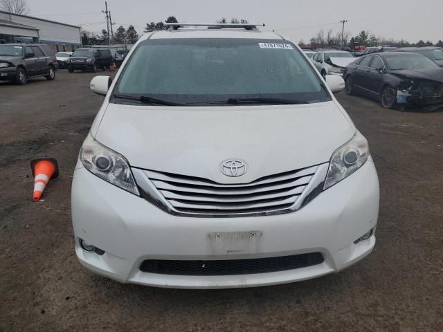 2013 Toyota Sienna XLE