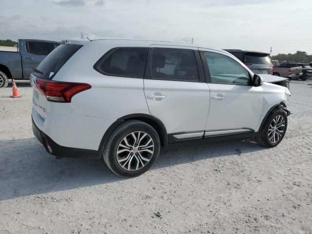 2017 Mitsubishi Outlander SE