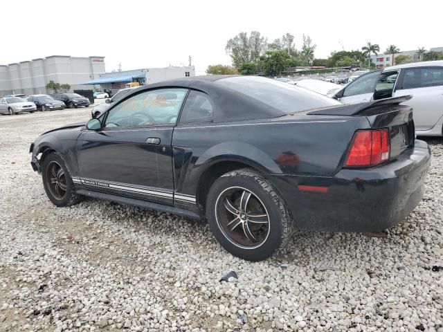 2000 Ford Mustang