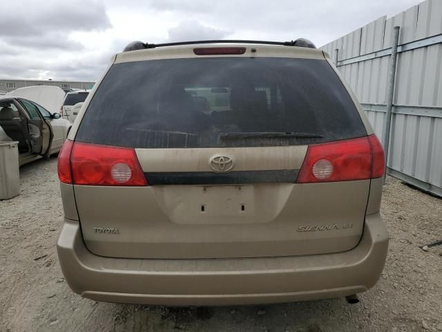 2009 Toyota Sienna CE