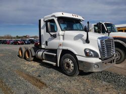 Salvage cars for sale from Copart Ham Lake, MN: 2016 Freightliner Cascadia 125