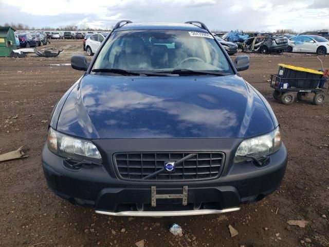 2004 Volvo XC70