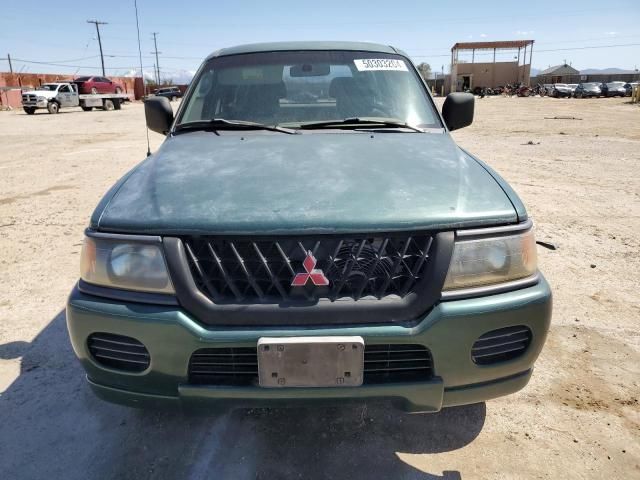 2001 Mitsubishi Montero Sport ES