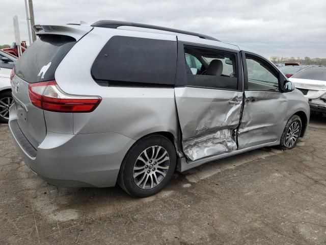 2019 Toyota Sienna XLE