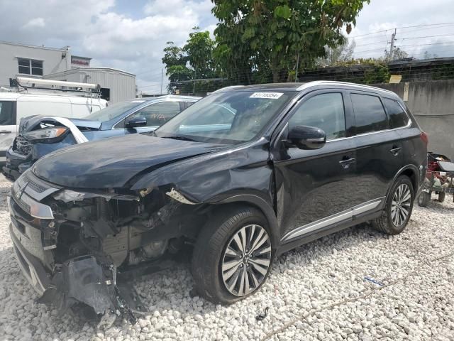 2020 Mitsubishi Outlander SE