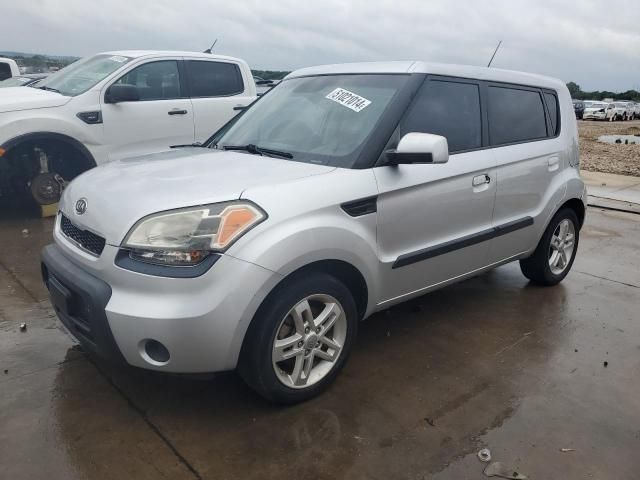 2010 KIA Soul +