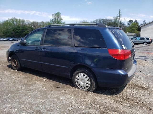 2004 Toyota Sienna CE