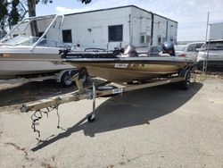 Salvage boats for sale at Sacramento, CA auction: 2000 Stratos Boat
