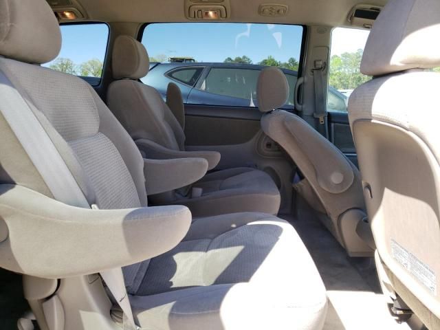 2007 Toyota Sienna CE