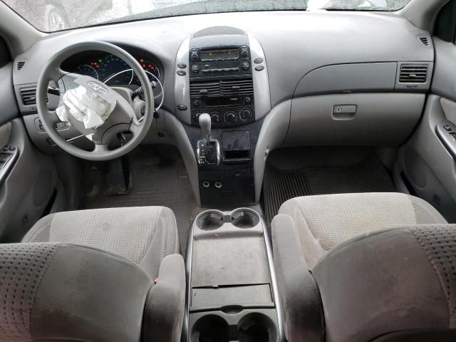 2008 Toyota Sienna CE