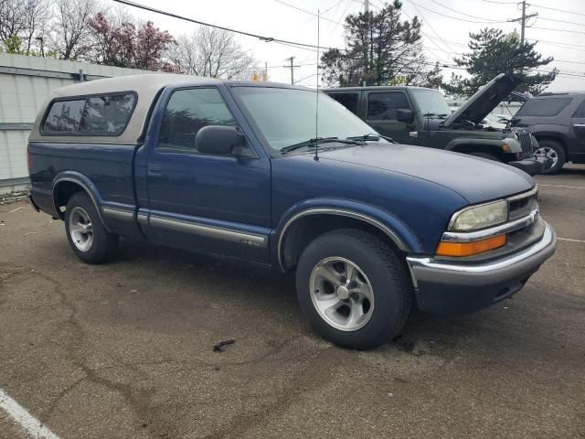 2000 Chevrolet S Truck S10