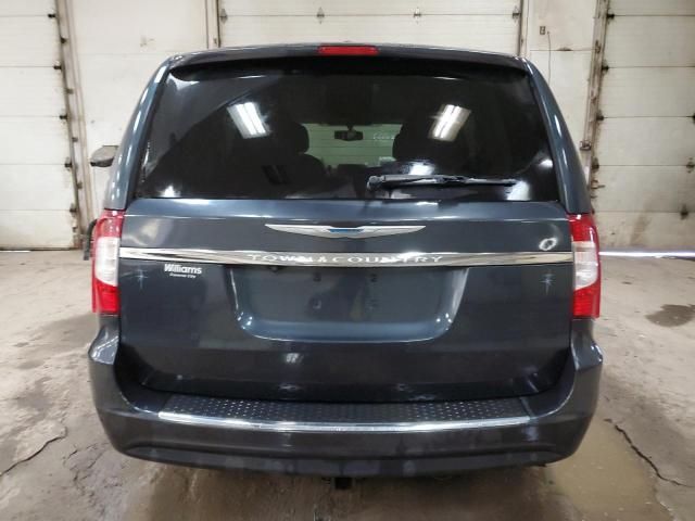 2014 Chrysler Town & Country Touring L